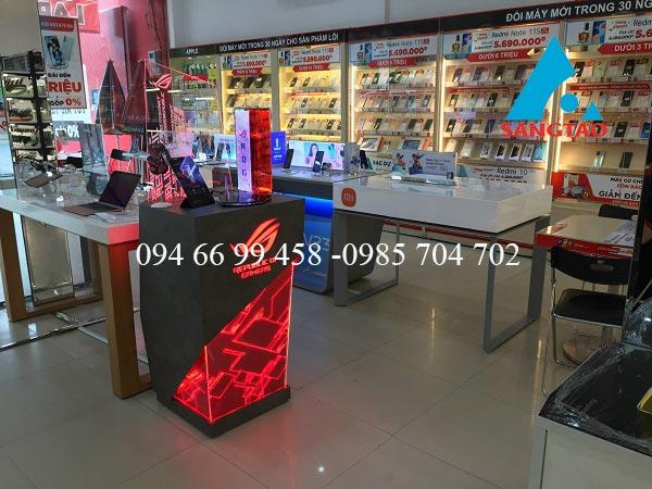 Kệ trưng bày FPT Tân Châu An Giang 
