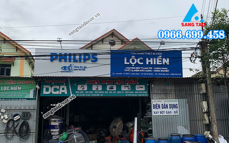 bảng hiệu alu kết hợp chữ nổi mica