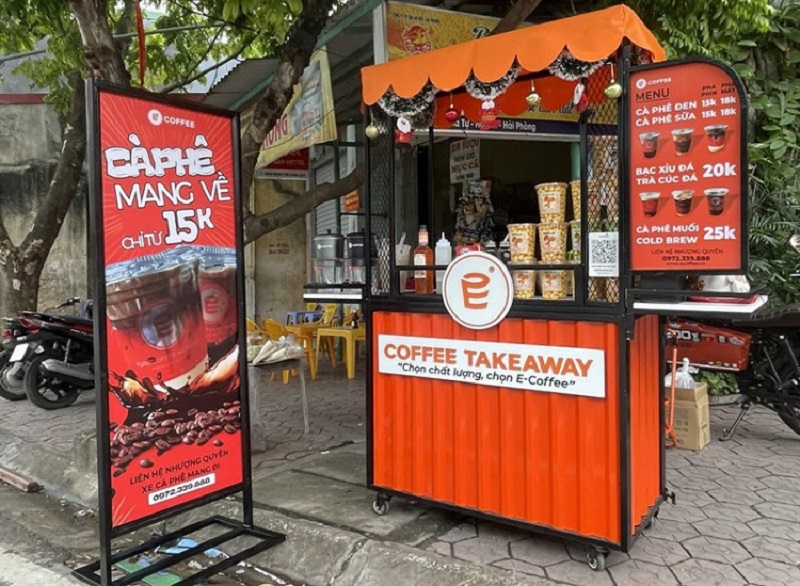 vai trò của bảng hiệu cafe mang đi