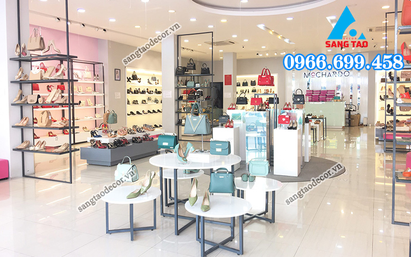 thi công nội thất shop giày dép sang trọng