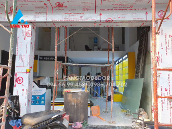 Dự án thiết kế thi công shop showroom chuỗi cửa hàng điện thoại Bạch Long Mobile
