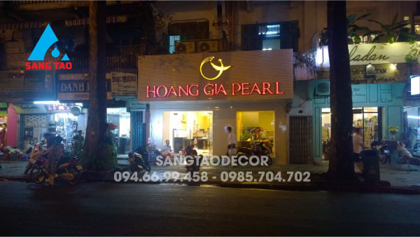 Dự án thiết kế thi công shop showroom nữ trang vàng bạc đá quý ngọc trai Hoàng Gia Pearl