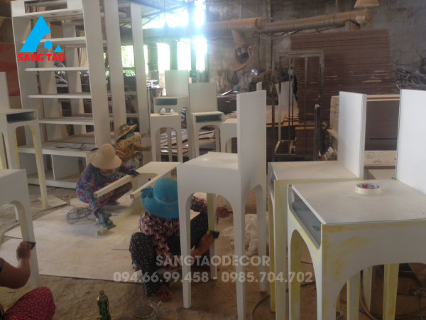 Xưởng thiết kế thi công shop showroom