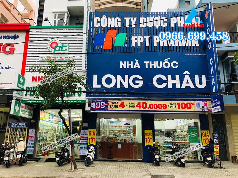 bảng hiệu nhà thuốc tây