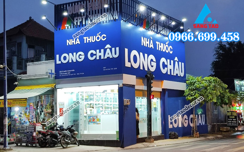 bảng hiệu nhà thuốc long châu