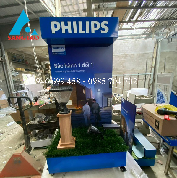 kệ trưng bày đèn Philips