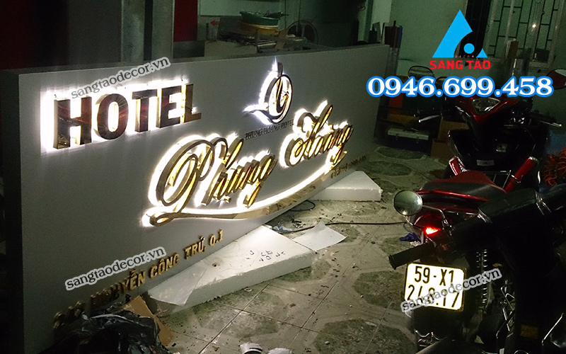 làm bảng hiệu quảng cáo ngoài trời