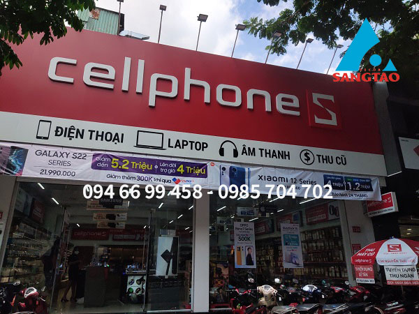 quầy tủ kệ trưng bày ở cellphone nguyễn thái học