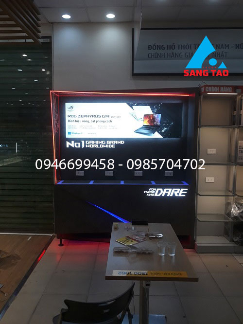 Quầy tủ kệ trưng bày laptop Asus
