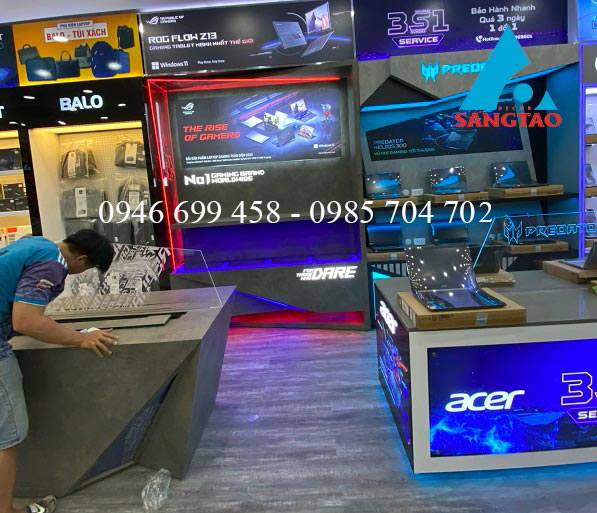 Quầy tủ kệ trưng bày máy tính HaCom