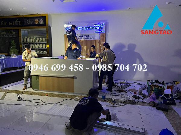 Thiết kế thi công quầy thu đổi ngoại tệ Sóng Việt