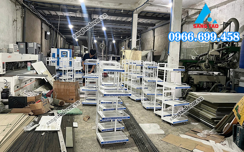 Xưởng sản xuất kệ hàng loạt